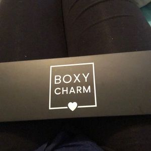 Body charm shimmer pressed eyeshadow palette